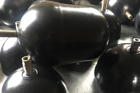 囊式蓄能器壓力嚴(yán)重降低？泄漏是主要原因！